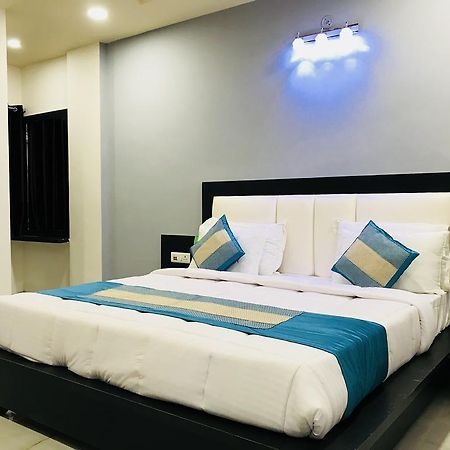 Aaradhya Residency Hotel Agra  Exterior photo