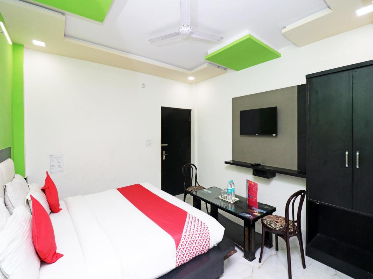 Aaradhya Residency Hotel Agra  Exterior photo