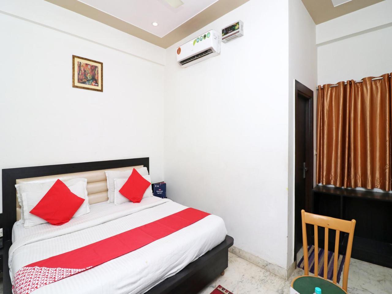 Aaradhya Residency Hotel Agra  Exterior photo